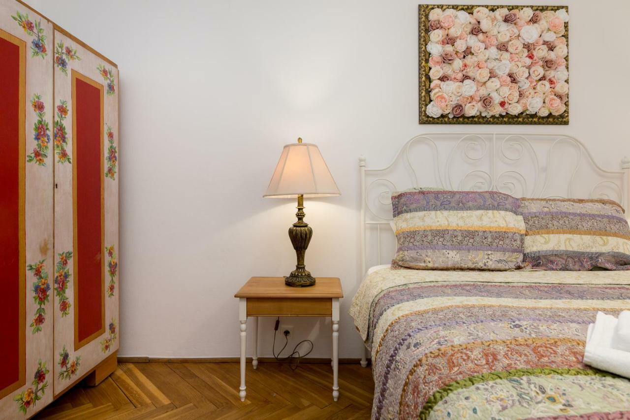 Royal Route Apartment For 10 People Warszawa Eksteriør bilde