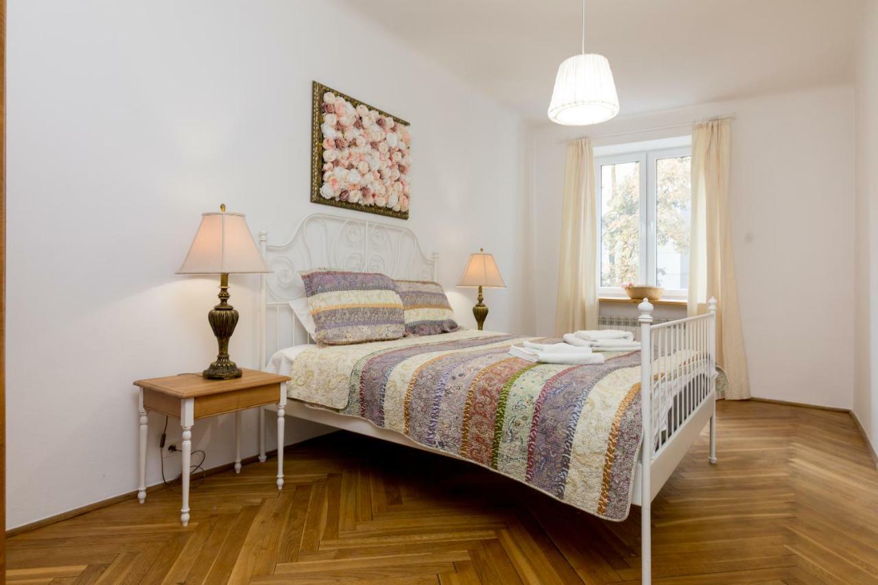 Royal Route Apartment For 10 People Warszawa Eksteriør bilde